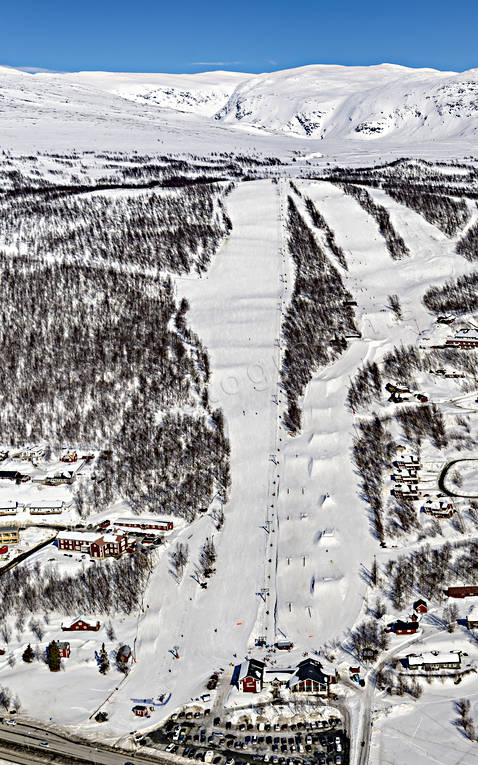 aerial photo, aerial photo, aerial photos, aerial photos, drone aerial, drnarfoto, Hemavan, journeys down, Lapland, samhllen, ski resort, ski slopes, winter