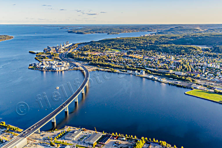 aerial photo, aerial photo, aerial photos, aerial photos, autumn, drone aerial, drnarfoto, Medelpad, stder, Sundsvall, Sundsvallsbron, Sundsvallsfjrden