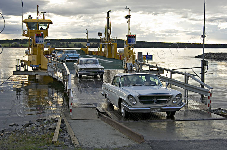 Anders island, Anderson, car ferries, car ferry, cars, communications, cruising, ferries, ferry, ison, ice iland, land communication, Norderon, vehicular traffic, veteran cars