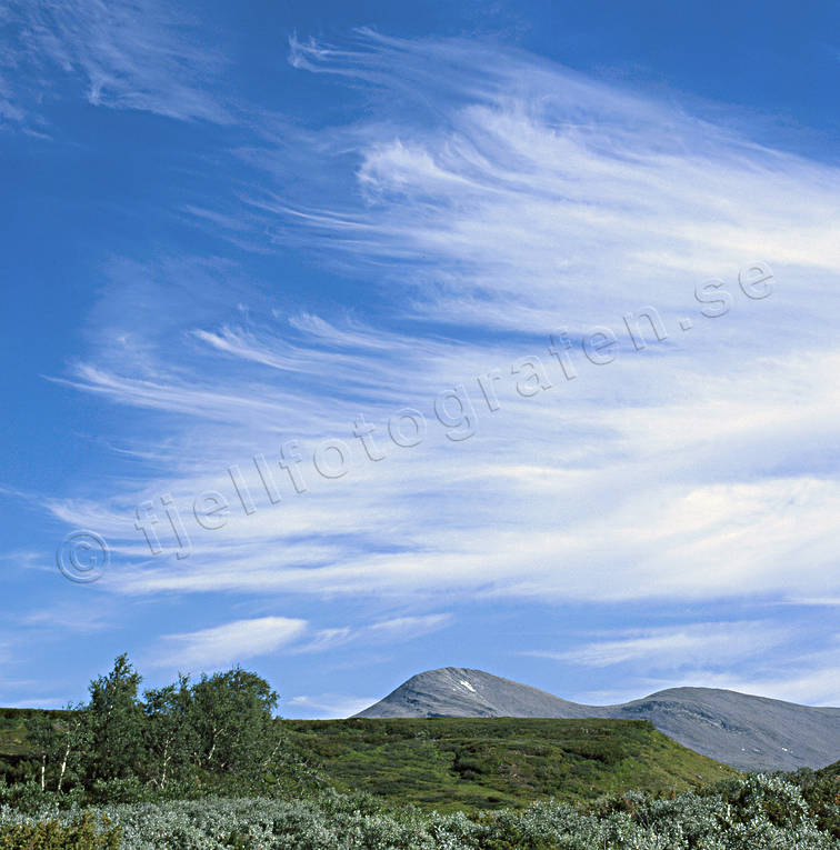 celestial phenomen, cirrus clouds, cloud, Helags mountains, mountain, mountains, nature, Nedals lake, sky