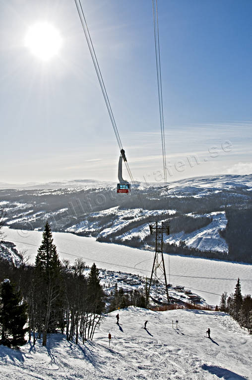 Are, Are lake, Are town, Are valley, cableway, installations, Jamtland, renfjllet, samhllen, ski-slope, sun, view, vrsol