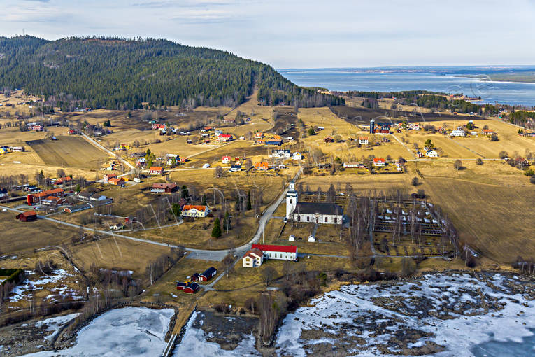 aerial photo, aerial photo, aerial photos, aerial photos, church, churches, drone aerial, drnarfoto, Great Lake, grotta, Hoverberg, Hoverberget, Jamtland, landscapes, spring, spring ice, villages
