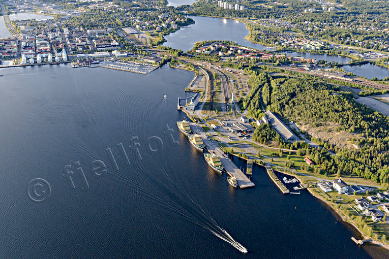 aerial photo, aerial photo, aerial photos, aerial photos, drone aerial, drnarfoto, Grsjlfjrden, harbour, isbrytare, Lulea, North Bothnia, stder, summer