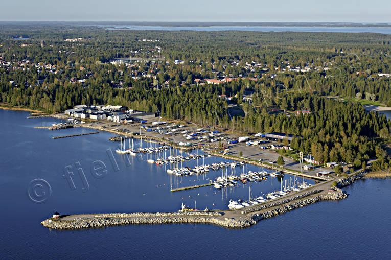 aerial photo, aerial photo, aerial photos, aerial photos, drone aerial, drnarfoto, Holmsund, installations, Patholmsviken, samhllen, summer, West Bothnia
