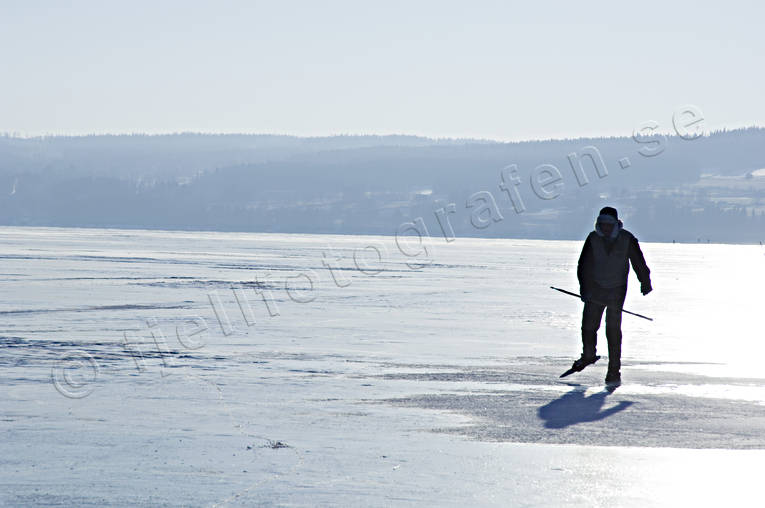 Great Lake, ices, long-distance skating, long-distance trip, natural ice, skate, skater, skating, skating-ice, wild-life, winter, ventyr