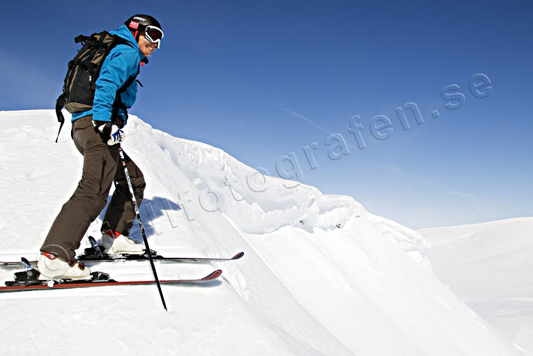 down-hill running, offpist, playtime, skier, skies, skiing, sport, view, winter
