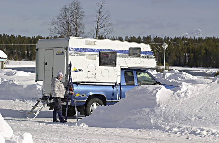 camper, camping, communications, land communication, mobile home, vehicular traffic, winter